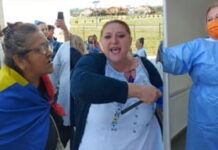 „Doamna Șoșoacă punea întrebări la foc automat, iar orice explicație a doamnei doctor, care este profesor universitar, era luată cu huiduieli și întrebări”