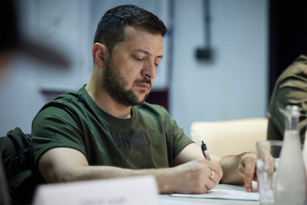 Ukrainian President Zelenskyy Visits Frontlines in Zaporizhzhia, Ukraine