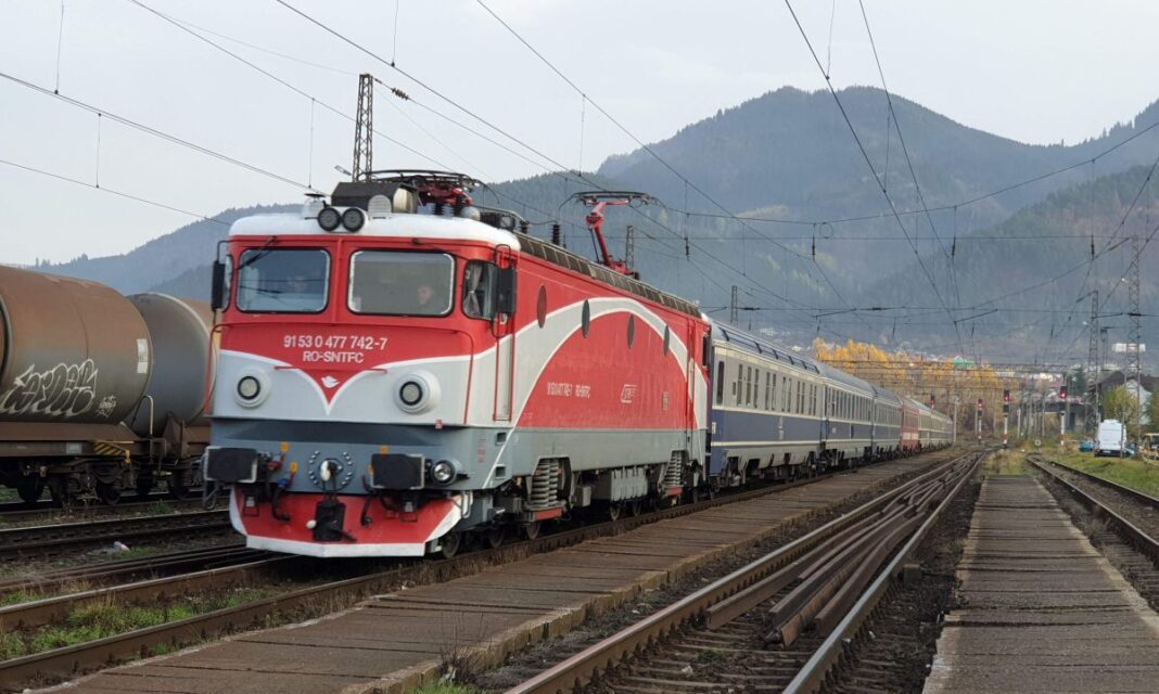 image-2022-07-7-25666552-0-tren-cfr-calatori