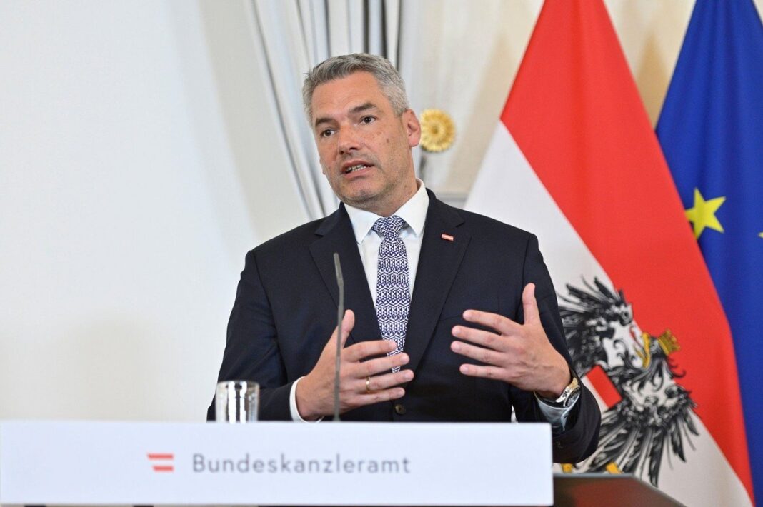 image-2022-08-28-25758285-0-cancelarul-austriac-karl-nehammer