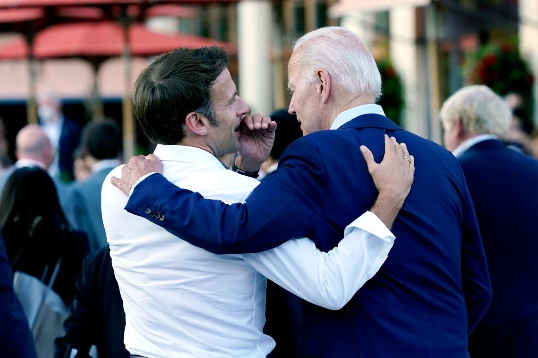 image-2022-11-30-25934351-0-emmanuel-macron-joe-biden