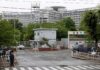 O femeie condamnată la moarte pentru uciderea a doi bărbaţi în 2009 s-a înecat cu mâncare şi a murit