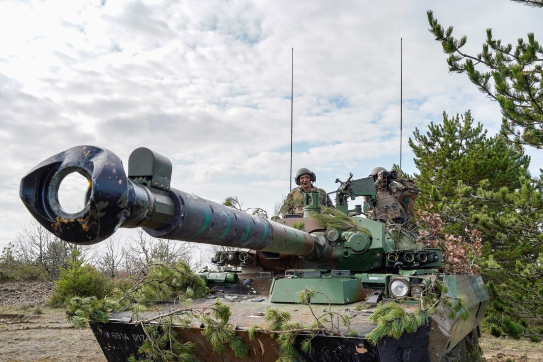 image-2023-04-18-26212740-0-blindat-amx-10