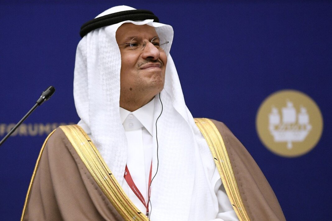 image-2021-06-6-24842165-0-printul-abdulaziz-bin-salman