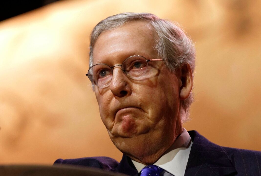 National Harbor, Maryland, USA. 6th March 2014. Republican senate minority leader Mitch McConnell of Kentucky speaks at CPAC.