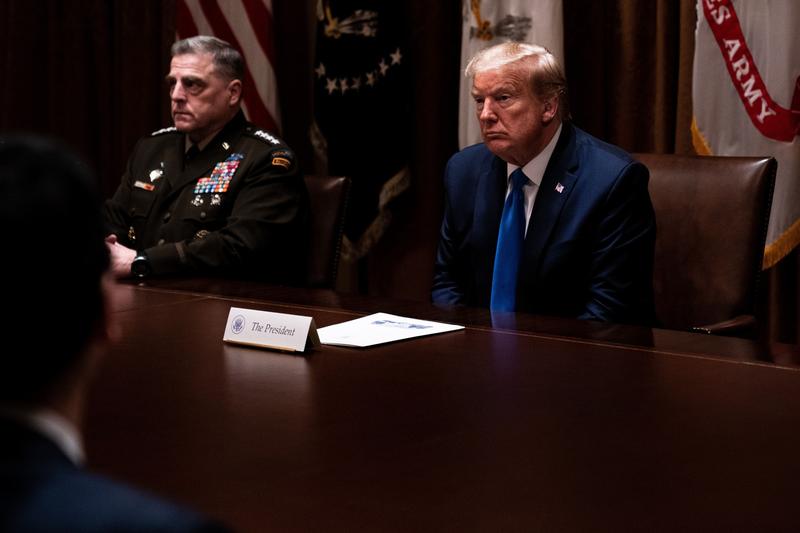 1690963590_54_ai-dreptate-este-prea-tarziu-pentru-noi-o-conversatie-dintre-donald-trump-si-generalul-mark-milley-in-centrul-rechizitoriului-pentru-complot-impotriva-statului-american