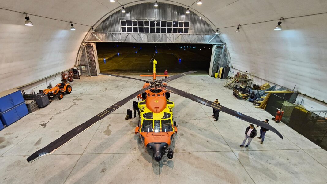 image-2023-11-12-26678235-0-elicopter-blackhawk-receptionat-mai