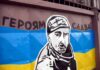 Soldatul ucrainean neînarmat care a devenit cunoscut în întreaga lume pentru că a spus „Glorie Ucrainei” înainte de a fi executat de rușia fost omagiat de Ucraina înălțându-i o statuie în orașul său natal