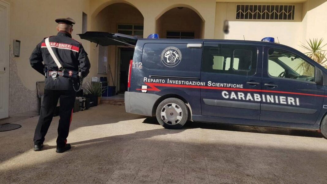 Italy: Carabinieri police in front of the hideout of Matteo Messina Denar in the Sicilian town of Campobello di Mazara