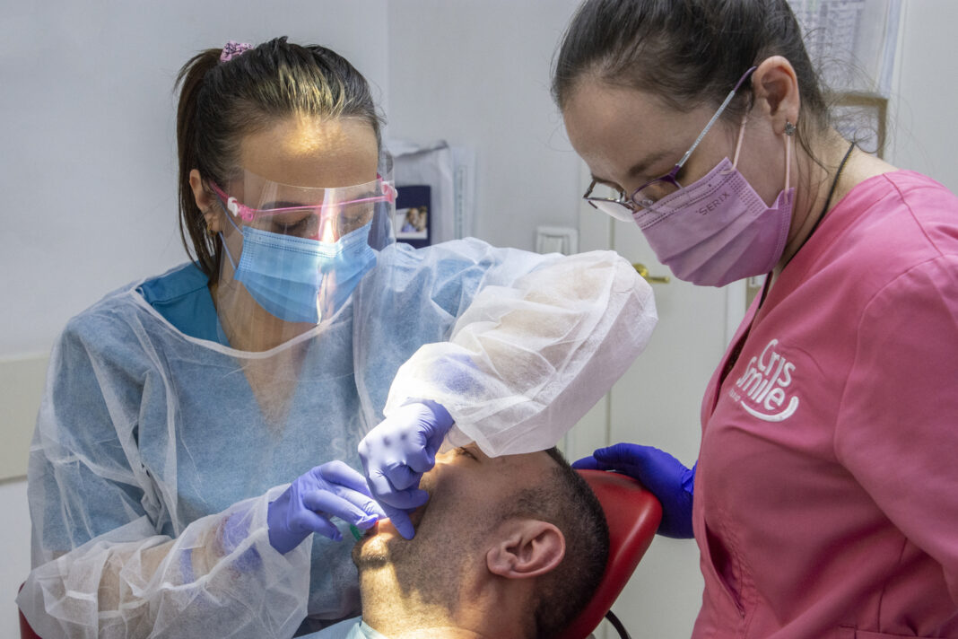 cris-smile-implant-dentar-12.jpg
