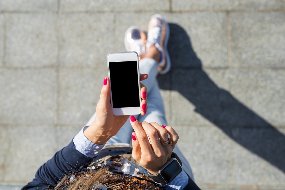 Woman,Using,Smartphone