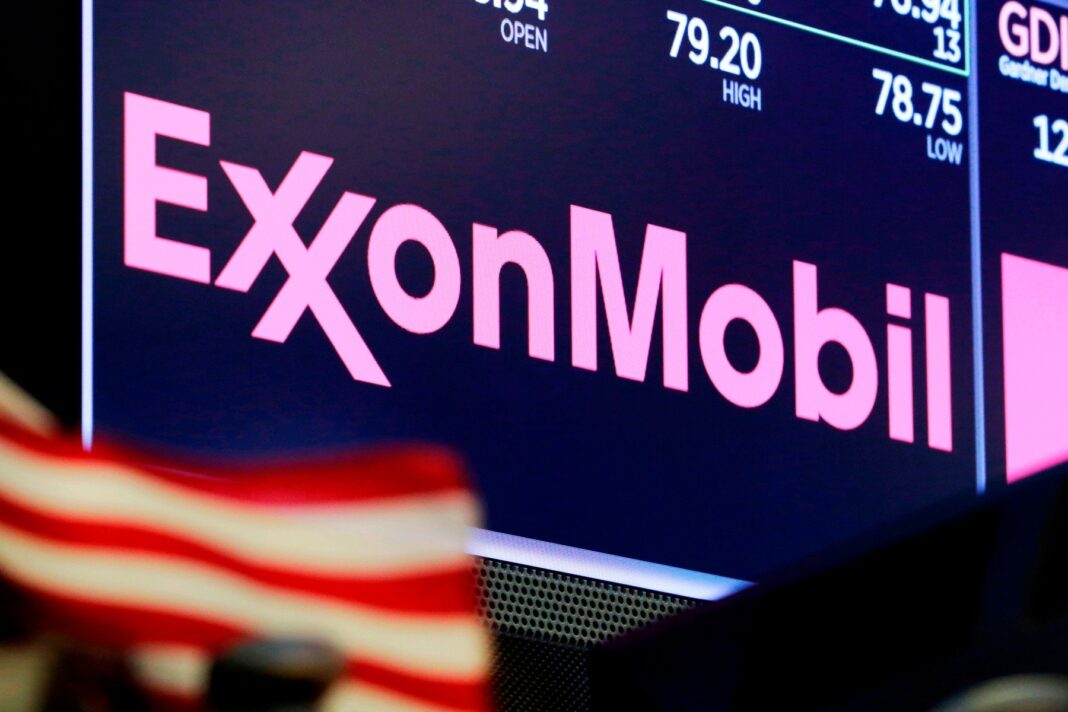 image-2022-12-29-25992348-0-exxon-mobil