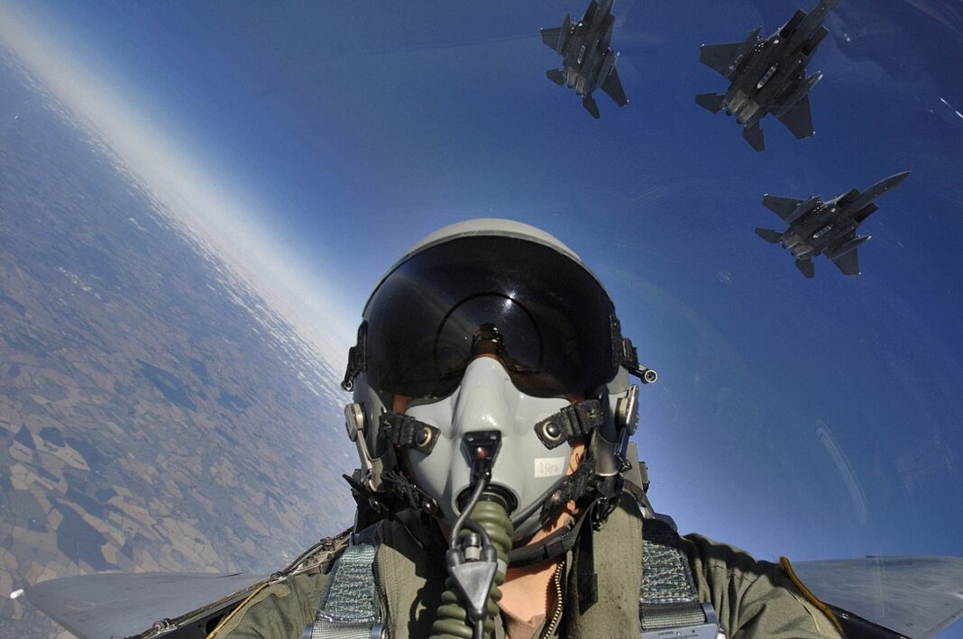1200px-Defense.gov_News_Photo_060803-F-2907C-107