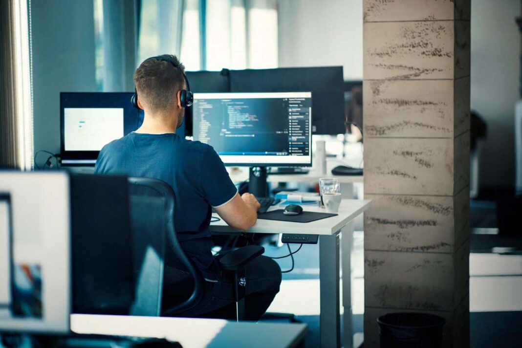 customsoftwaredevelopment1.jpg