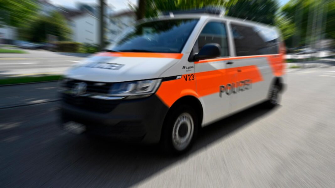 polizei-elvetia-_dd97af64b6