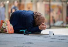 Poliția din București intervine: 10 cerșetori identificați cu substanțe psihoactive în centrul orașului