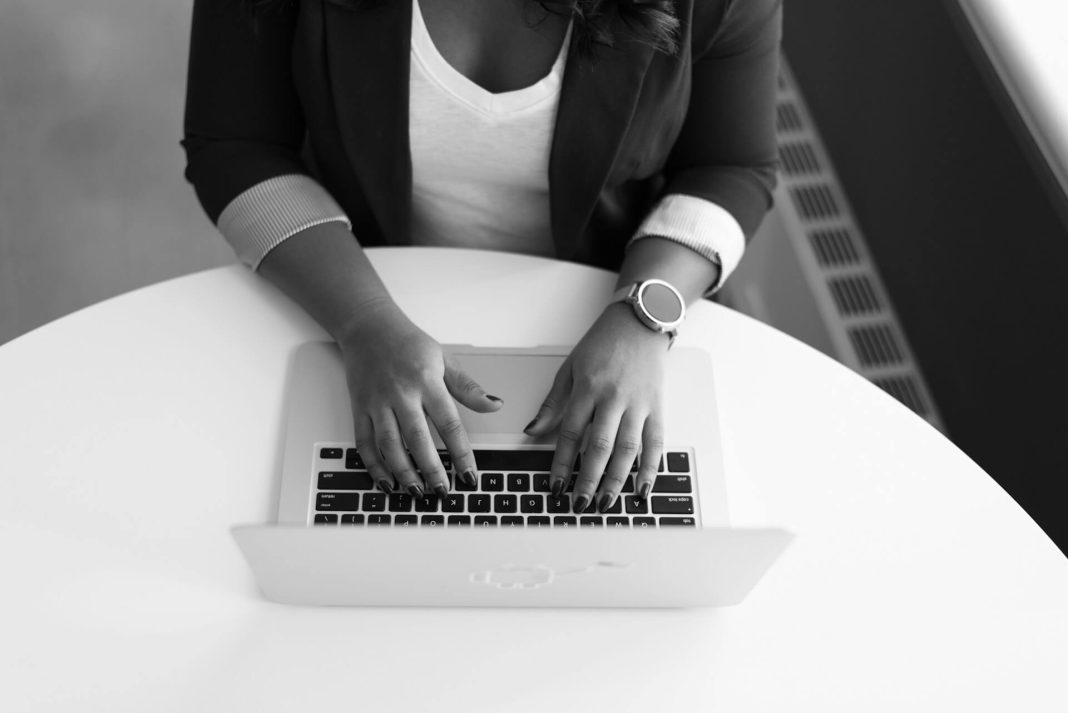 christina-wocintechchat-com-qmDoSkfcivI-unsplash