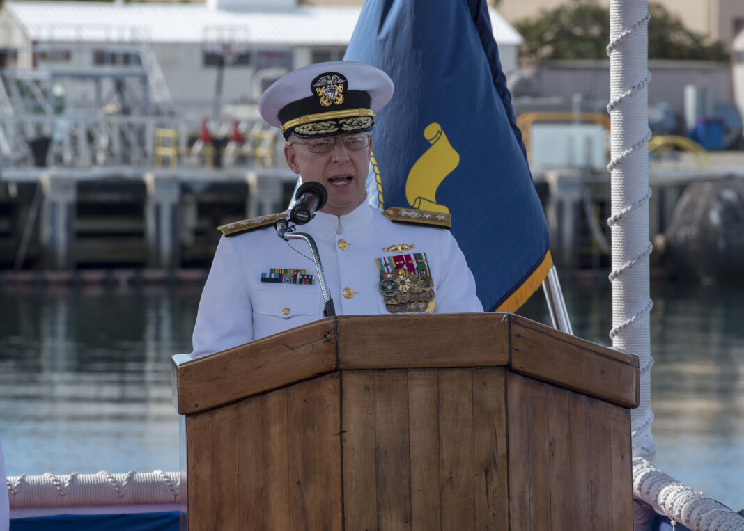 COMSUBPAC Holds Change of Command
