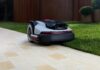 Roborock își extinde gama de soluții inteligente pentru îngrijirea gazonului cu RockNeo Q2 LiDAR, prezentat la IFA 2026
